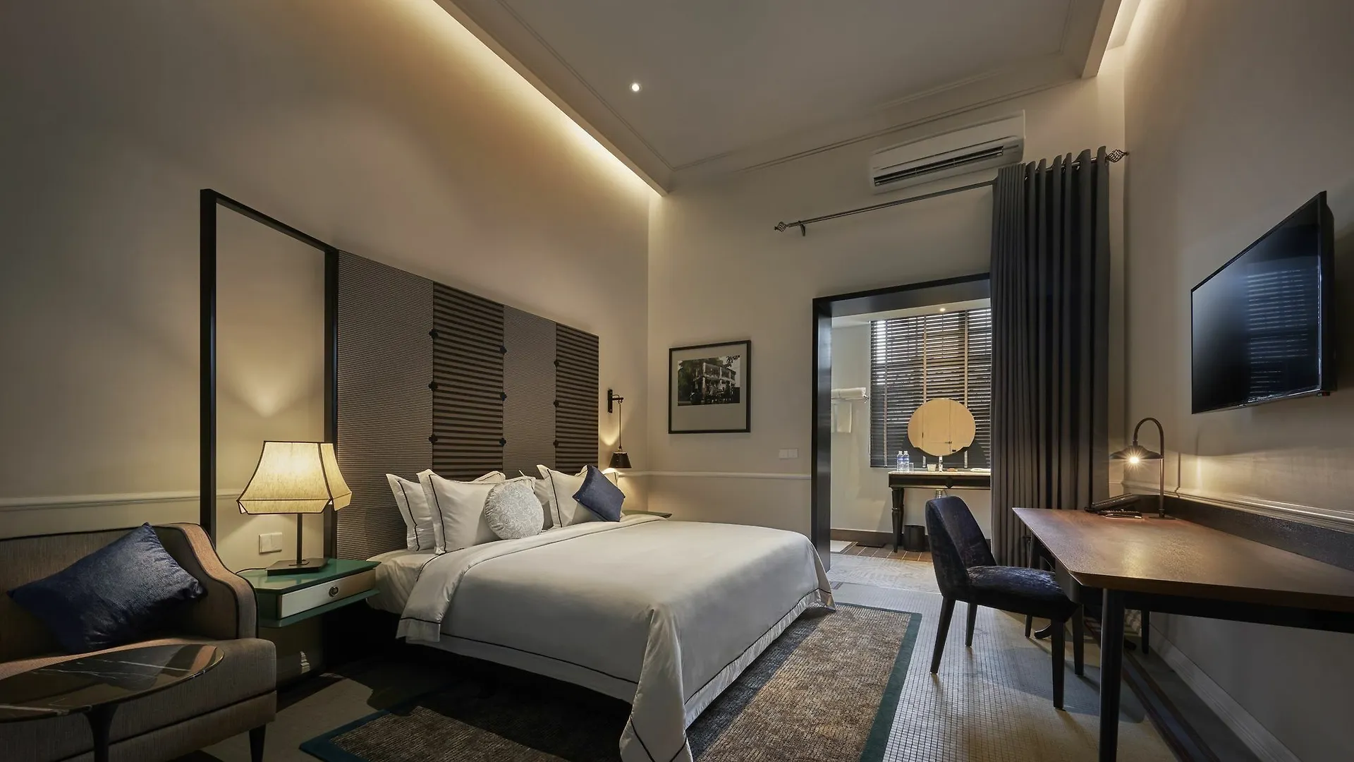 Hotel The Edison George Town