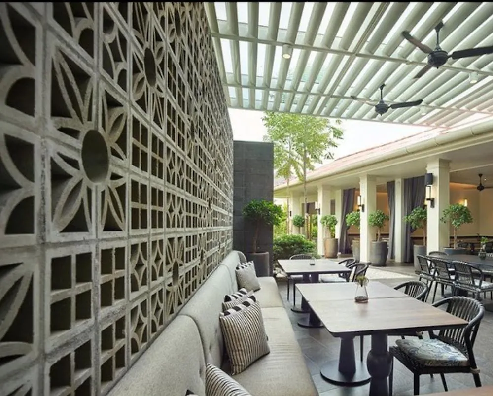 The Edison George Town Hotel