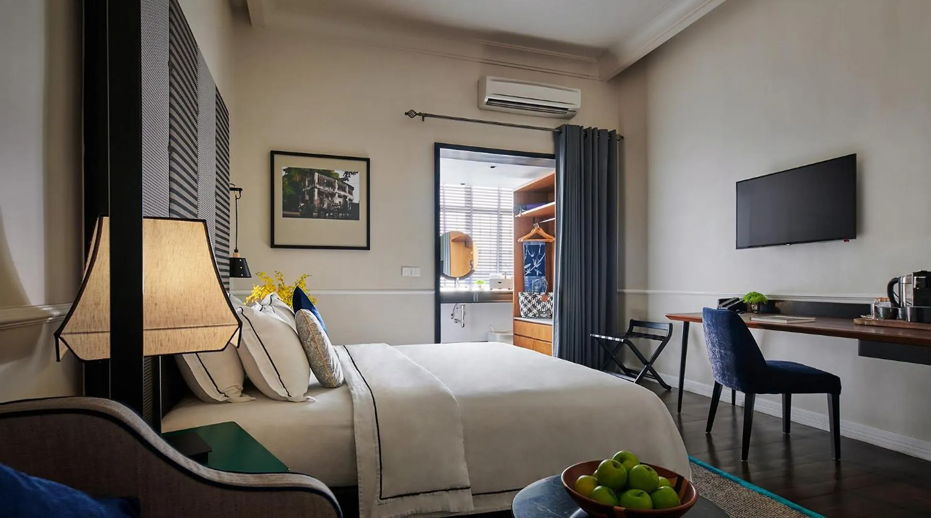 The Edison George Town Hotel